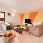 Prázdninový dům Lovely In *